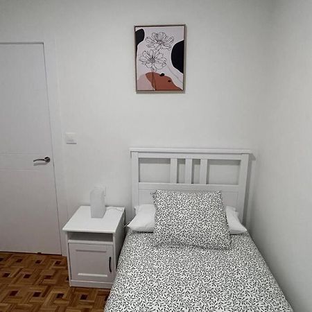 La Posada De Don Pelayo Noreña Buitenkant foto